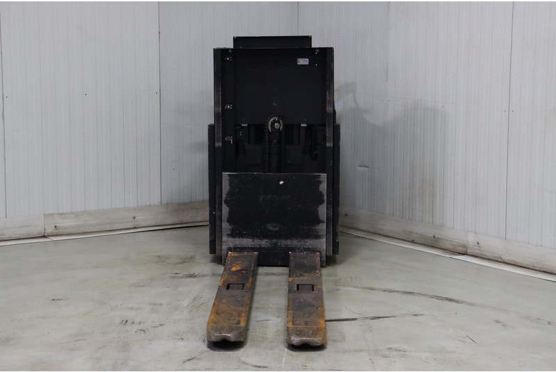 Toyota OSE120 - Pengambil pesanan: gambar 3 Toyota OSE120 - Pengambil pesanan: gambar 3