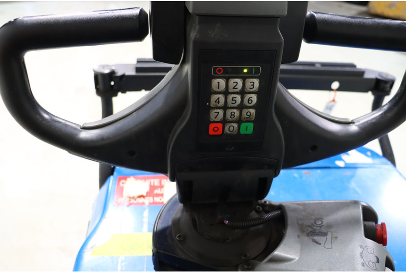 Toyota OSE120 - Pengambil pesanan: gambar 2 Toyota OSE120 - Pengambil pesanan: gambar 2