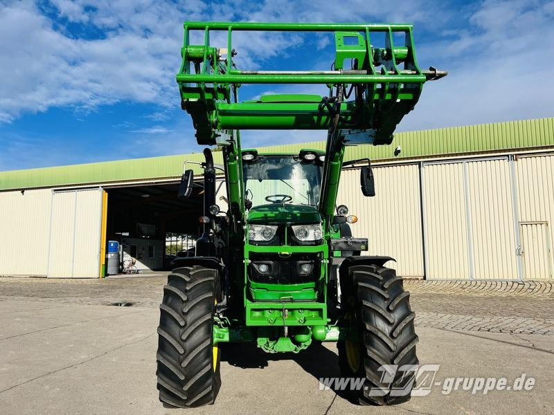 John Deere 6145M - Traktor: gambar 3 John Deere 6145M - Traktor: gambar 3