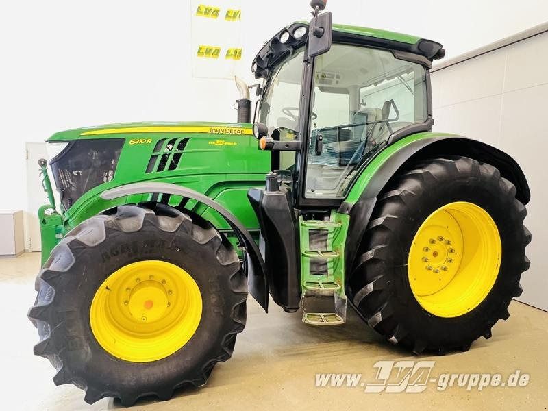 John Deere 6210R - Traktor: gambar 4 John Deere 6210R - Traktor: gambar 4