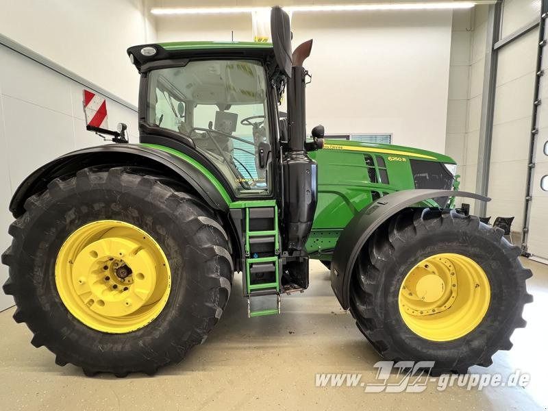 John Deere 6250R ULTIMATE CommandPro - Traktor: gambar 5 John Deere 6250R ULTIMATE CommandPro - Traktor: gambar 5