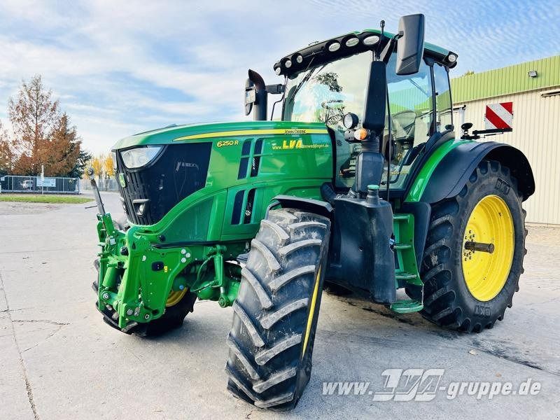John Deere 6250R ULTIMATE CommandPro - Traktor: gambar 1 John Deere 6250R ULTIMATE CommandPro - Traktor: gambar 1
