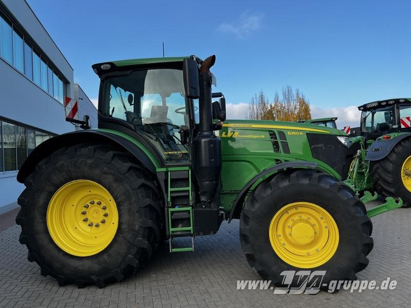 John Deere 6250R ULTIMATE CommandPro - Traktor: gambar 4 John Deere 6250R ULTIMATE CommandPro - Traktor: gambar 4