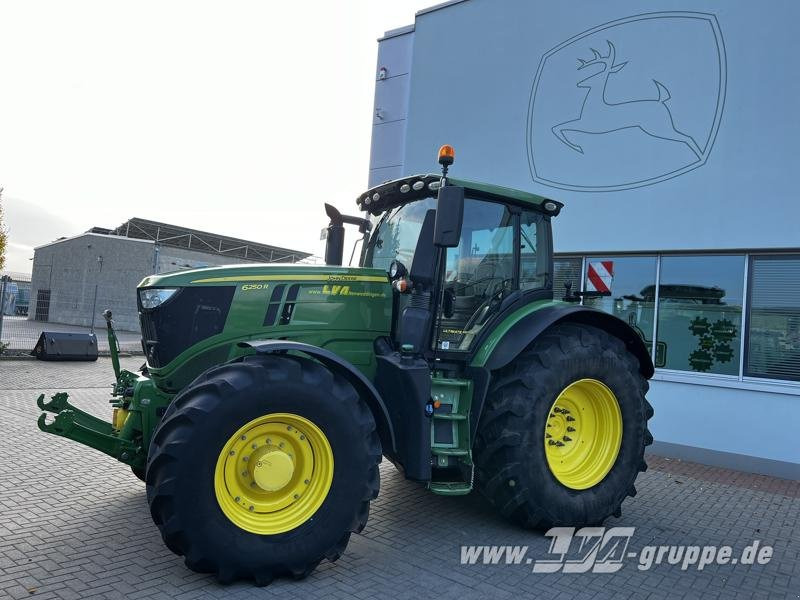 John Deere 6250R ULTIMATE CommandPro - Traktor: gambar 3 John Deere 6250R ULTIMATE CommandPro - Traktor: gambar 3