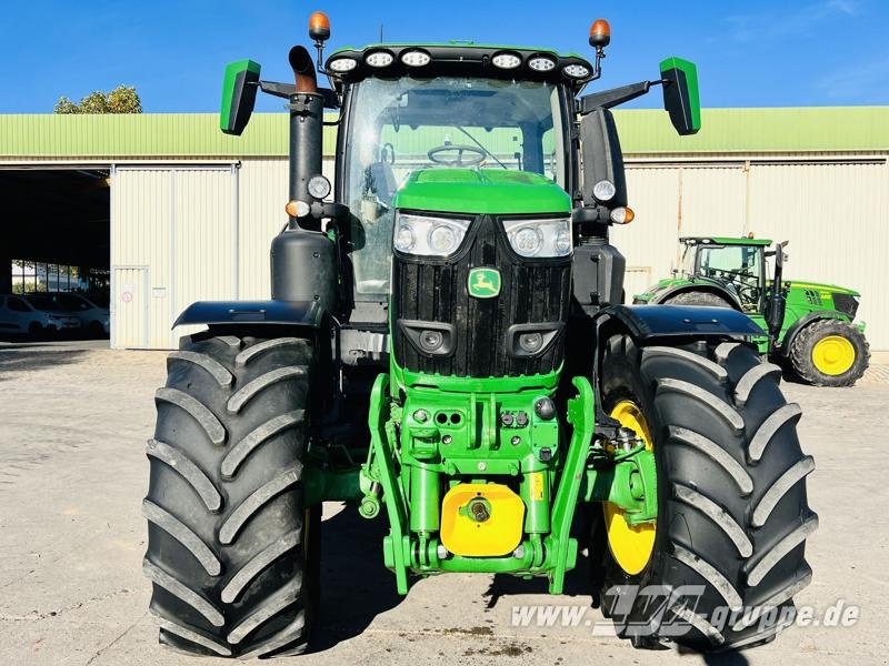 John Deere 6R 250 - Traktor: gambar 3 John Deere 6R 250 - Traktor: gambar 3