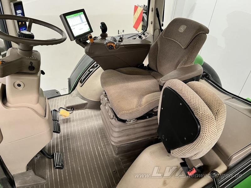 John Deere 8400R e23 PowerShift ULTIMATE - Traktor: gambar 5 John Deere 8400R e23 PowerShift ULTIMATE - Traktor: gambar 5
