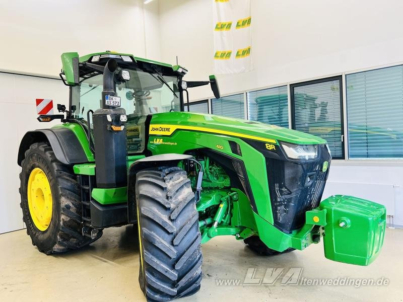 John Deere 8R 410 - Traktor: gambar 4 John Deere 8R 410 - Traktor: gambar 4