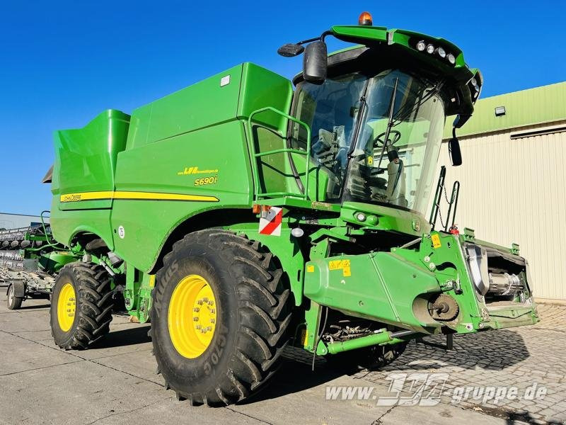 John Deere S690 - Pemanen gabungan: gambar 2 John Deere S690 - Pemanen gabungan: gambar 2