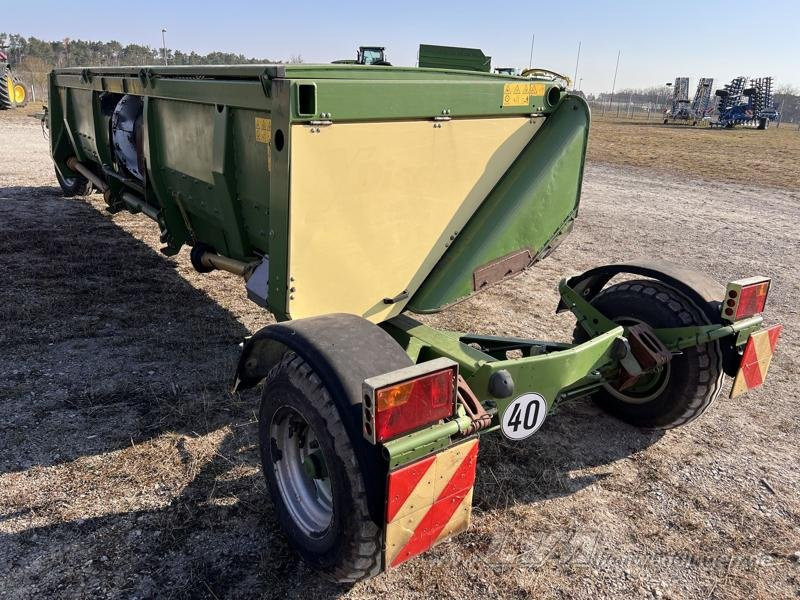 Krone X-DISC 6200 - Mesin pemotong padang rumput: gambar 4 Krone X-DISC 6200 - Mesin pemotong padang rumput: gambar 4