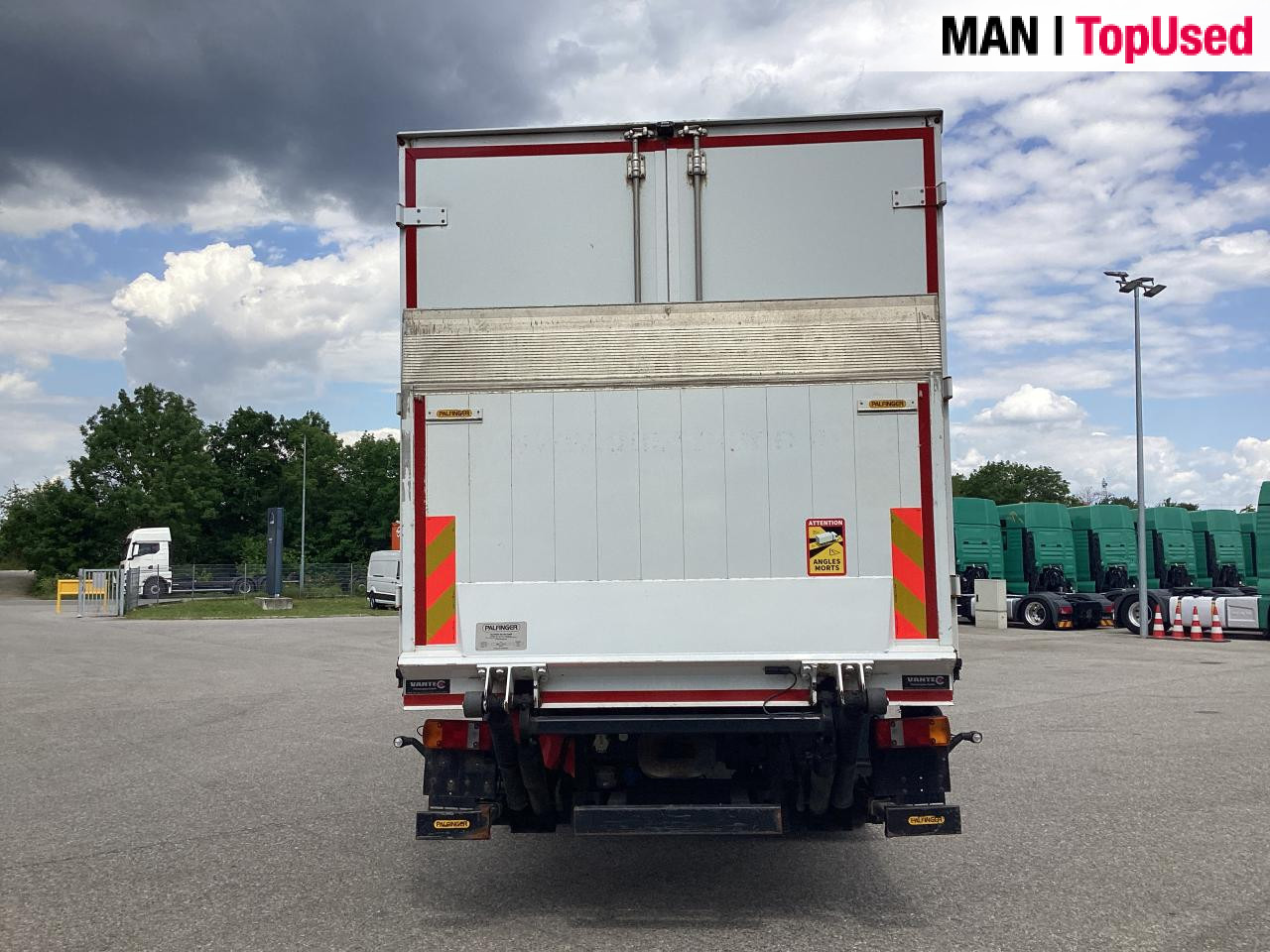 MAN TGM 15.320 4X2 BL - Truk box: gambar 5 MAN TGM 15.320 4X2 BL - Truk box: gambar 5