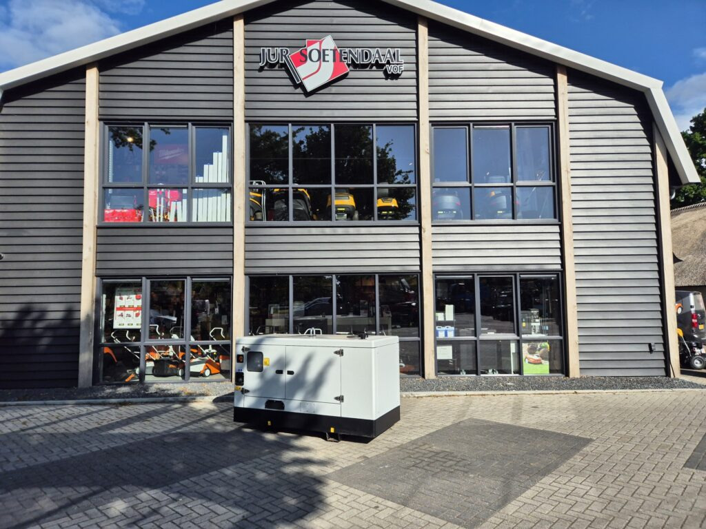 BRINKMAN & NIEMEIJER diesel generator - Genset: gambar 2 BRINKMAN & NIEMEIJER diesel generator - Genset: gambar 2