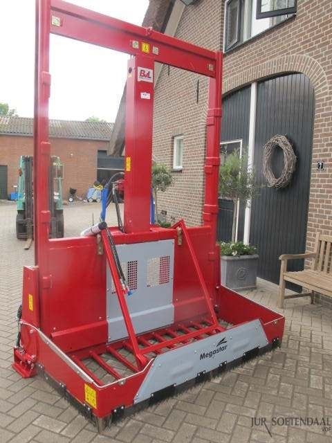 BVL MEGASTAR 195 DW SILAGE CUTTER - Peralatan silo: gambar 5 BVL MEGASTAR 195 DW SILAGE CUTTER - Peralatan silo: gambar 5