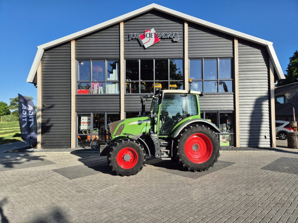 Traktor FENDT 310 vario: gambar 1