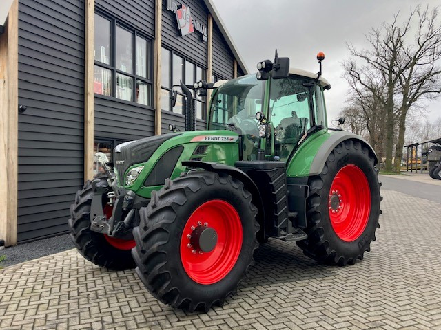 FENDT 724 profi plus - Traktor: gambar 2 FENDT 724 profi plus - Traktor: gambar 2