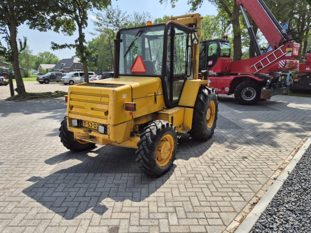 JCB 926 roughterrain forklift - Forklift diesel: gambar 4 JCB 926 roughterrain forklift - Forklift diesel: gambar 4
