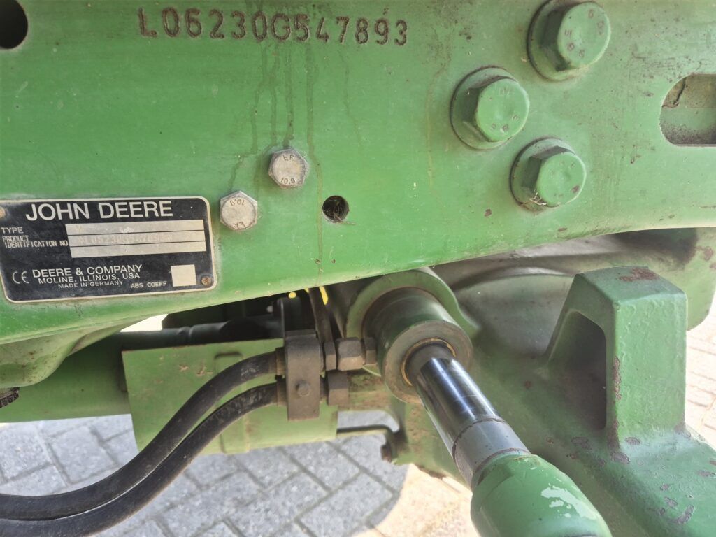 Traktor JOHN DEERE 6230: gambar 15 Traktor JOHN DEERE 6230: gambar 15