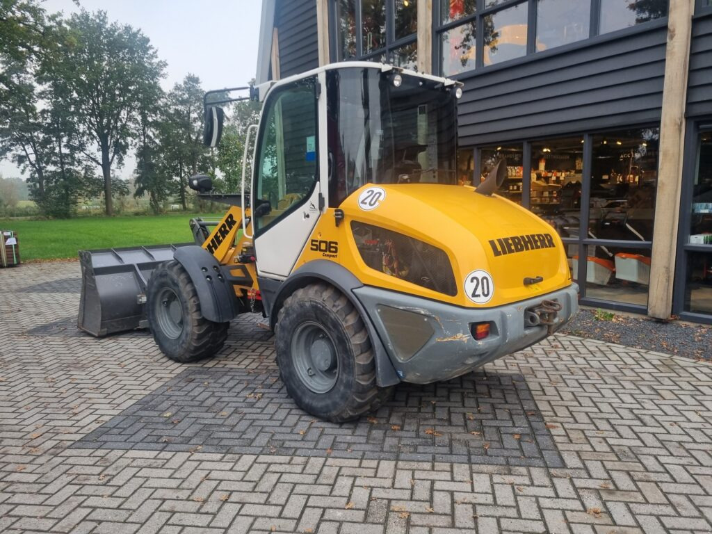 LIEBHERR L506C - Wheel loader: gambar 3 LIEBHERR L506C - Wheel loader: gambar 3