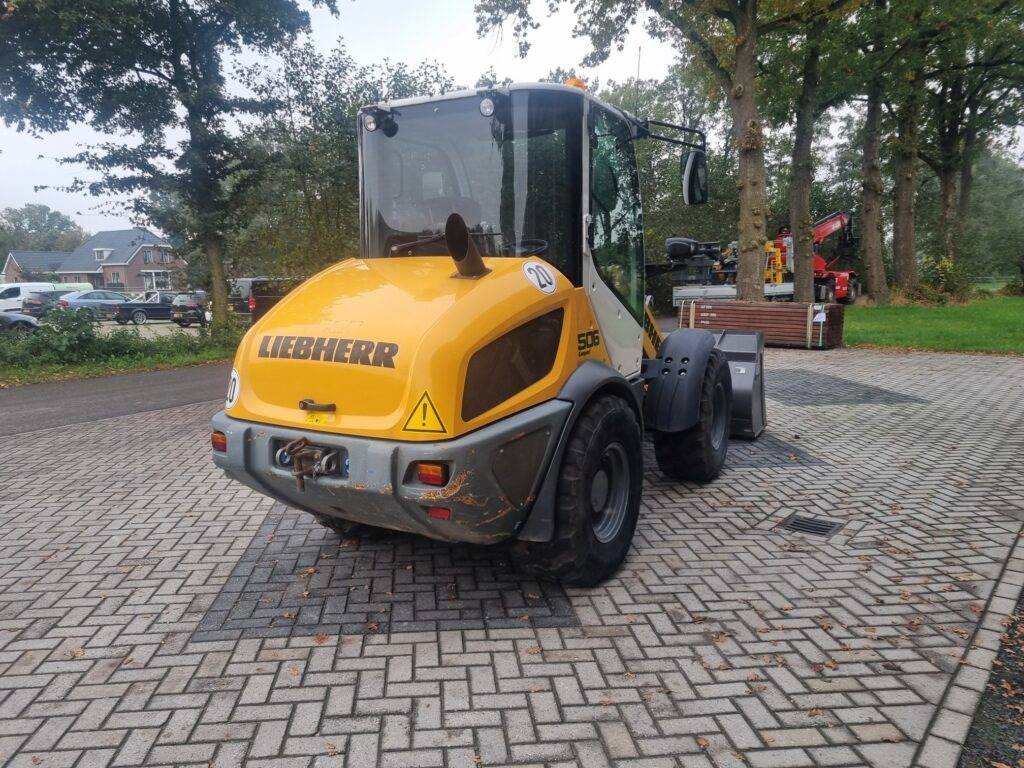 LIEBHERR L506C - Wheel loader: gambar 4 LIEBHERR L506C - Wheel loader: gambar 4