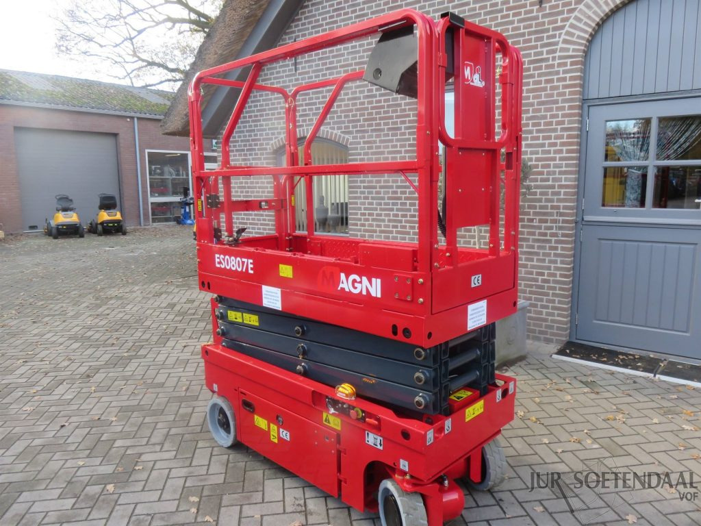 MAGNI ES0807 - Scissor lifts: gambar 4 MAGNI ES0807 - Scissor lifts: gambar 4
