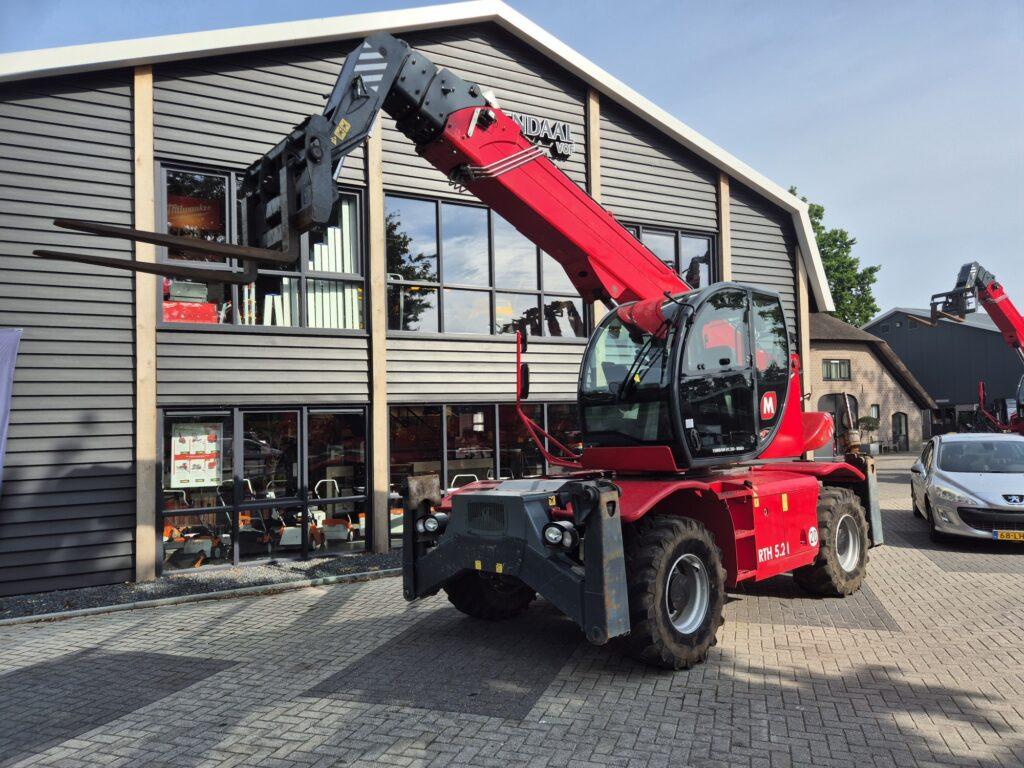 MAGNI RTH 5.21 D/D - Telehandler: gambar 2 MAGNI RTH 5.21 D/D - Telehandler: gambar 2