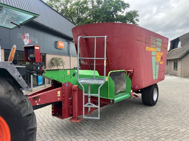 STRAUTMANN Vertimix 1700 double - Mixer-pengumpan: gambar 2 STRAUTMANN Vertimix 1700 double - Mixer-pengumpan: gambar 2