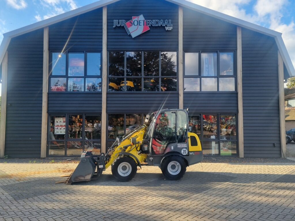WACKER WL 25 (956 h) - Wheel loader: gambar 1 WACKER WL 25 (956 h) - Wheel loader: gambar 1