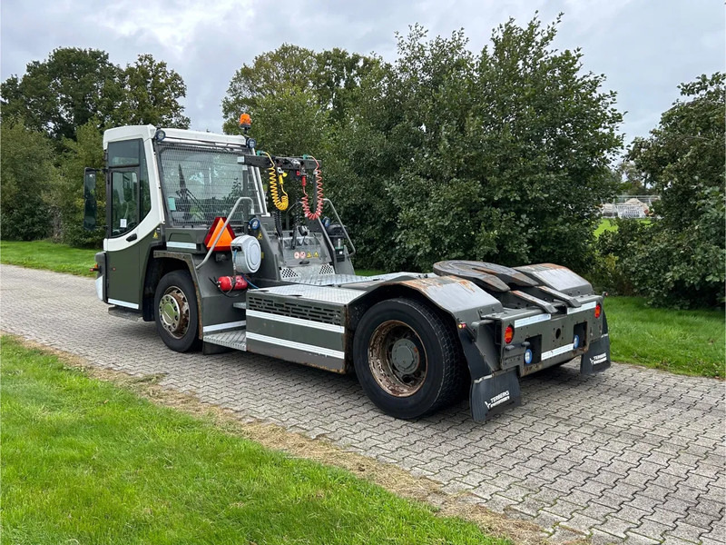 Terberg DT 183 | DISTRIBUTION TERMINAL | 8949 HOURS !!!! | LOW STEPS - Traktor terminal: gambar 5 Terberg DT 183 | DISTRIBUTION TERMINAL | 8949 HOURS !!!! | LOW STEPS - Traktor terminal: gambar 5