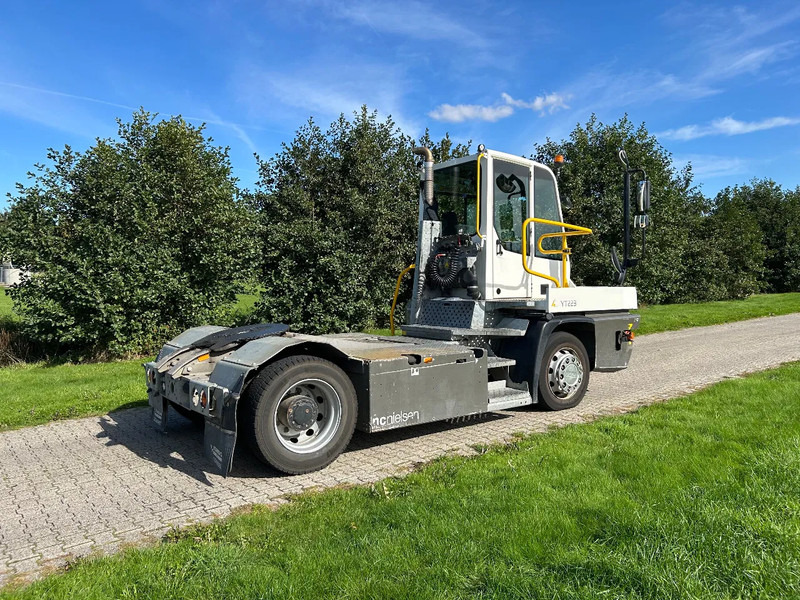 Terberg YT 223 | LOW HOURS | AIRCO | MEGA LOW LOADER | - Traktor terminal: gambar 5 Terberg YT 223 | LOW HOURS | AIRCO | MEGA LOW LOADER | - Traktor terminal: gambar 5