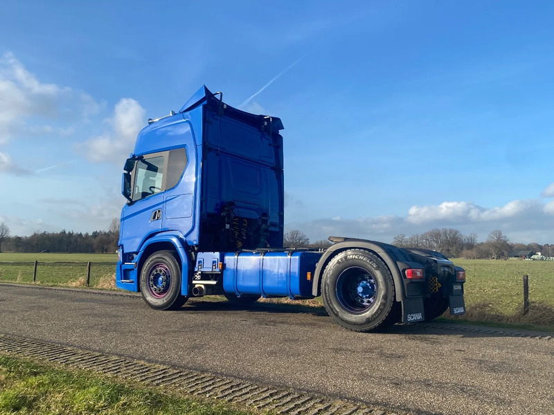 Scania G500 | 4X2 NA | HYDROLIC | PTO | 4-POINT AIR AXLE | RETARDER - Tractor head: gambar 2 Scania G500 | 4X2 NA | HYDROLIC | PTO | 4-POINT AIR AXLE | RETARDER - Tractor head: gambar 2