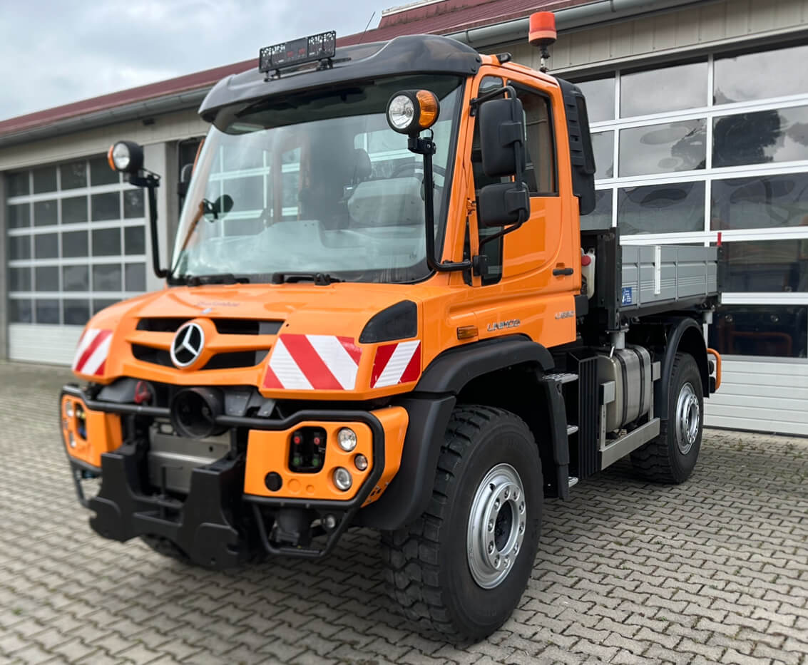Unimog 530 - U530 405 44301 Mercedes Benz 405 - Kendaraan Kota/ Khusus: gambar 1 Unimog 530 - U530 405 44301 Mercedes Benz 405 - Kendaraan Kota/ Khusus: gambar 1