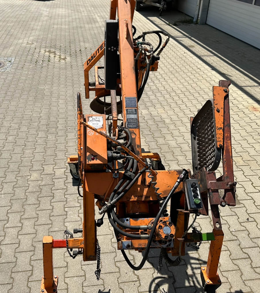 Unimog Schachtgulliheber DAUTEL H2700N - Lampiran: gambar 3 Unimog Schachtgulliheber DAUTEL H2700N - Lampiran: gambar 3