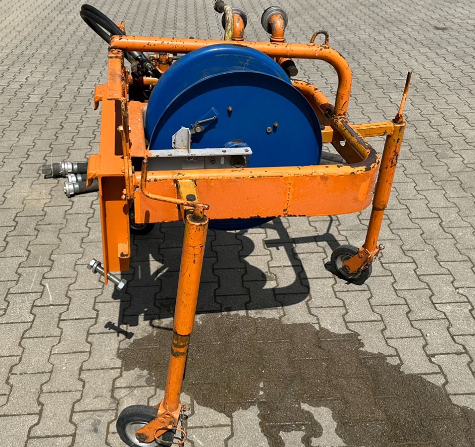 Unimog Frontanbauwasserpumpe Deu. hyd. - Pompa air: gambar 4 Unimog Frontanbauwasserpumpe Deu. hyd. - Pompa air: gambar 4
