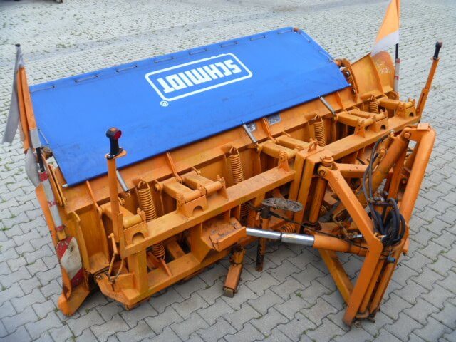 Unimog Schneepflug - Schneeschild Schmidt MF 3.3 - Bajak salju: gambar 3 Unimog Schneepflug - Schneeschild Schmidt MF 3.3 - Bajak salju: gambar 3