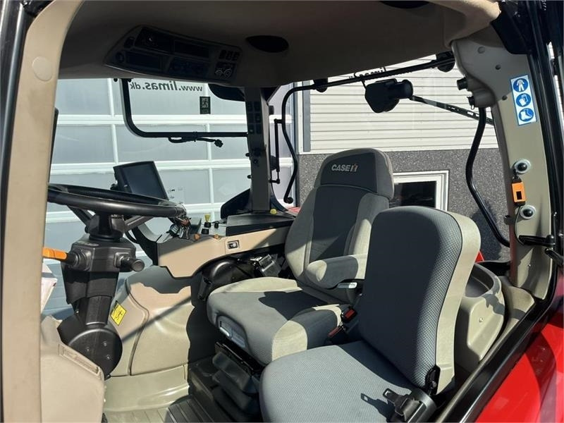 Traktor Case IH Optum 300 CVX Velholdt traktor med det rigtige uds: gambar 6