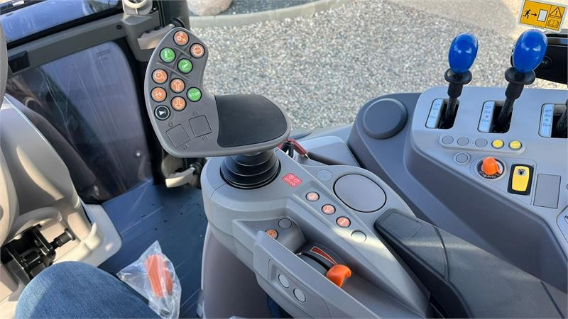 Deutz-fahr Agrotron 6205G New and Unused tractor - Traktor: gambar 4 Deutz-fahr Agrotron 6205G New and Unused tractor - Traktor: gambar 4