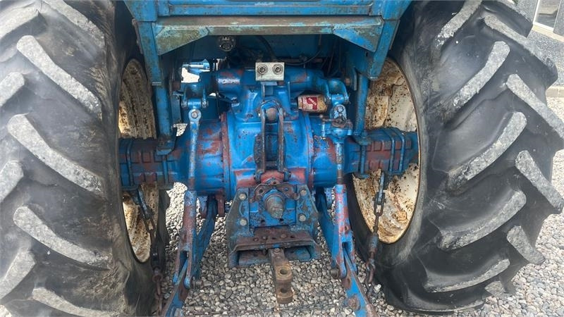 Ford 6700  - Traktor: gambar 4 Ford 6700  - Traktor: gambar 4