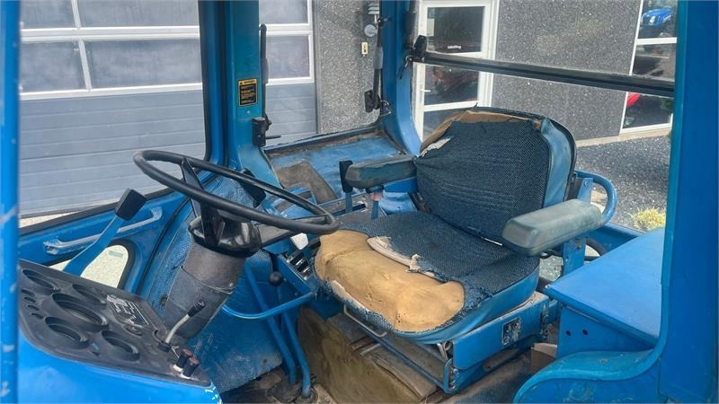 Ford 6700  - Traktor: gambar 5 Ford 6700  - Traktor: gambar 5
