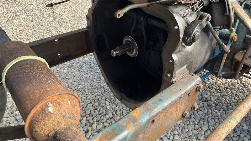 Fordson Major Motoren mangler, men mange god dele. - Traktor: gambar 5 Fordson Major Motoren mangler, men mange god dele. - Traktor: gambar 5
