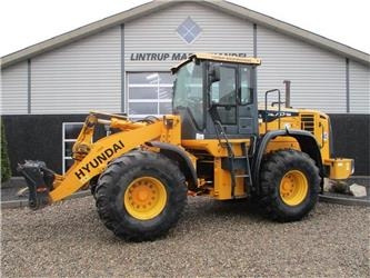Hyundai 757-9A med 620/75R26 traktor hjul montering på - Wheel loader: gambar 1 Hyundai 757-9A med 620/75R26 traktor hjul montering på - Wheel loader: gambar 1