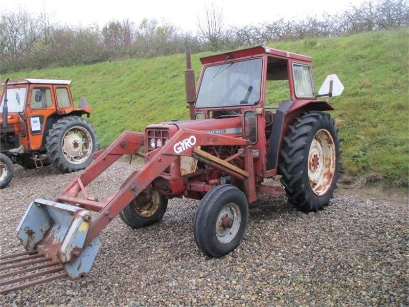 IH 574 Med Gyro frontlæsser med Greb - Traktor: gambar 1 IH 574 Med Gyro frontlæsser med Greb - Traktor: gambar 1