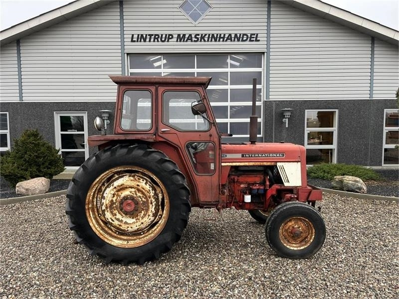 IH 574 handy traktor med servostyring. - Traktor: gambar 5 IH 574 handy traktor med servostyring. - Traktor: gambar 5