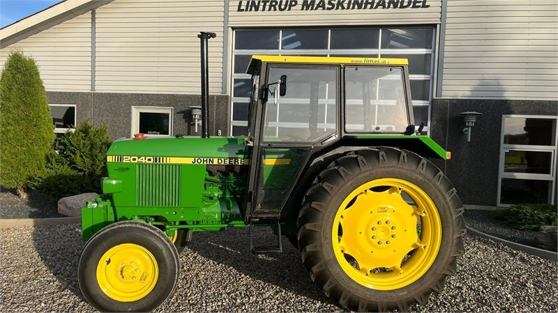 John Deere 2040 Med nye dæk hele vejen rundt - Traktor: gambar 4 John Deere 2040 Med nye dæk hele vejen rundt - Traktor: gambar 4