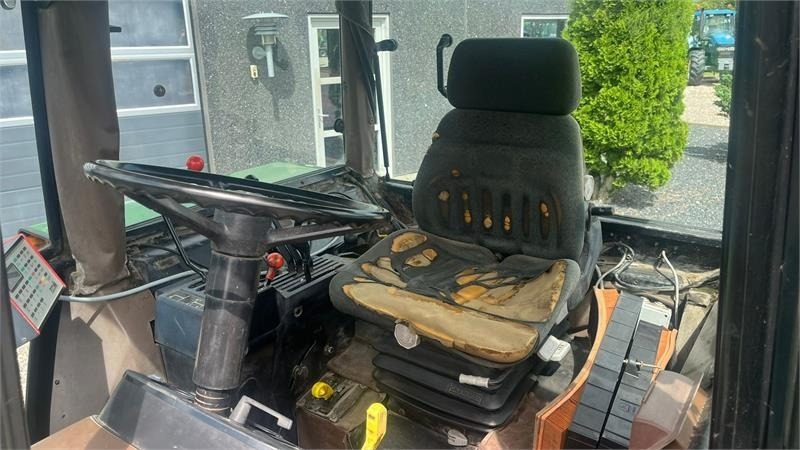 John Deere 2650 Med SGII kabine, 540 og 1000 pto omd - Traktor: gambar 5 John Deere 2650 Med SGII kabine, 540 og 1000 pto omd - Traktor: gambar 5