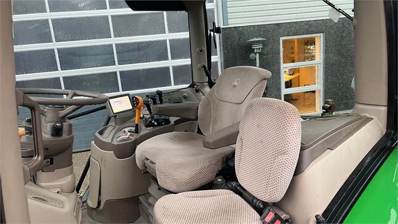 John Deere 6125R AutoQuad - Traktor: gambar 5 John Deere 6125R AutoQuad - Traktor: gambar 5