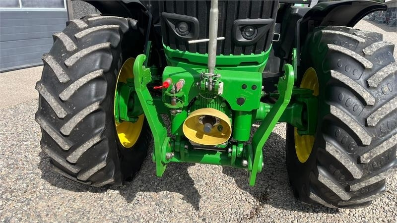 John Deere 6175R Med frontlift og frontPTO samt luft anlæg - Traktor: gambar 4 John Deere 6175R Med frontlift og frontPTO samt luft anlæg - Traktor: gambar 4