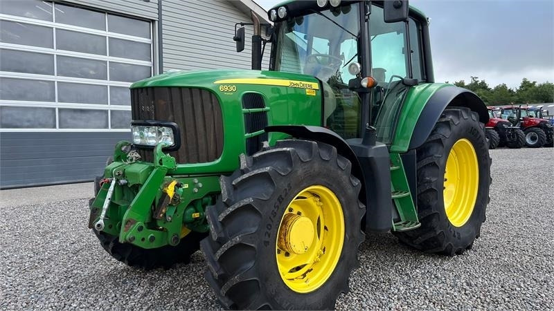 John Deere 6930 AutoPower med frontlift og front PTO - Traktor: gambar 3 John Deere 6930 AutoPower med frontlift og front PTO - Traktor: gambar 3