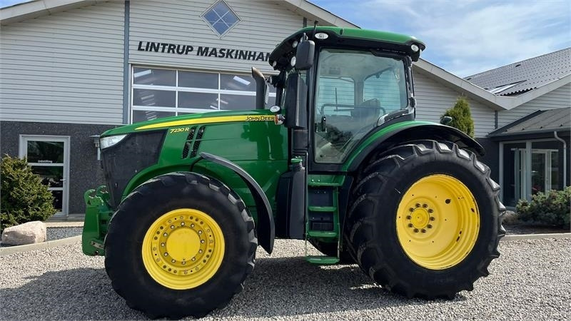 John Deere 7230R Med frontlift. Stor stærk traktor til små pe - Traktor: gambar 1 John Deere 7230R Med frontlift. Stor stærk traktor til små pe - Traktor: gambar 1