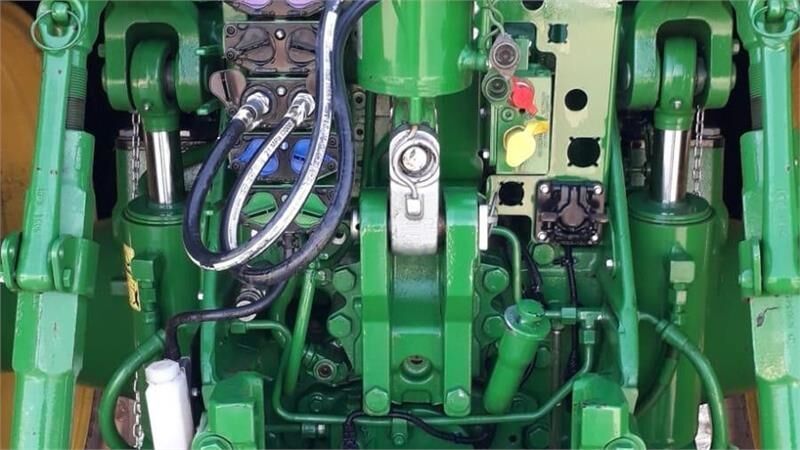 John Deere 8R 370 Med frontlift - Traktor: gambar 3 John Deere 8R 370 Med frontlift - Traktor: gambar 3