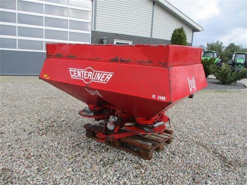 Lely Centerline CL 2400 Med hydraulisk tilt til kantspr - Penyebar kotoran: gambar 2 Lely Centerline CL 2400 Med hydraulisk tilt til kantspr - Penyebar kotoran: gambar 2