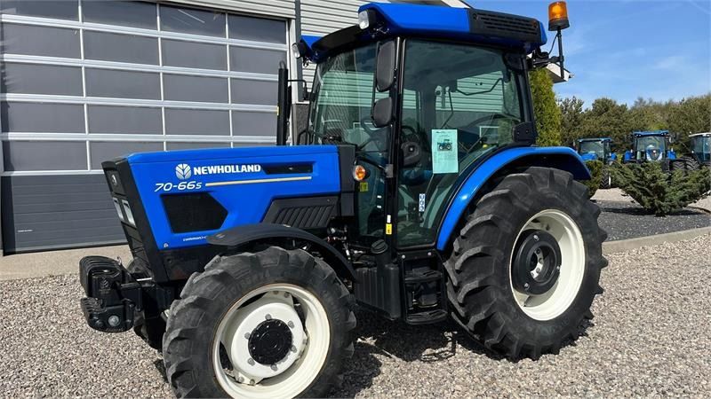 Traktor New Holland 70-66 S Fiat model: gambar 16 Traktor New Holland 70-66 S Fiat model: gambar 16